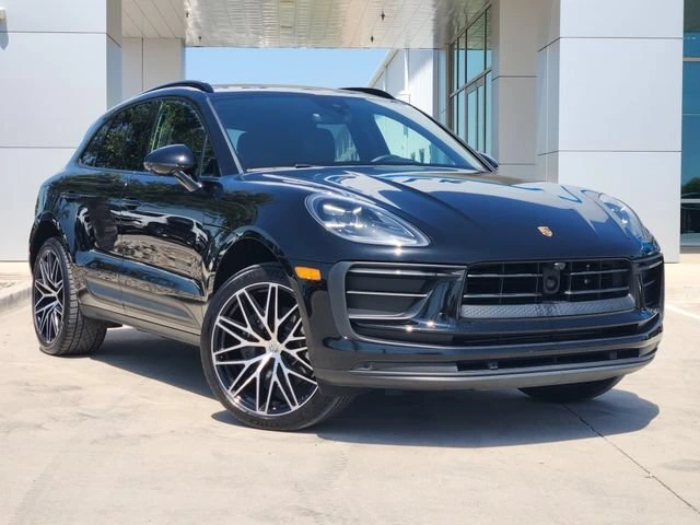2022 Porsche Macan