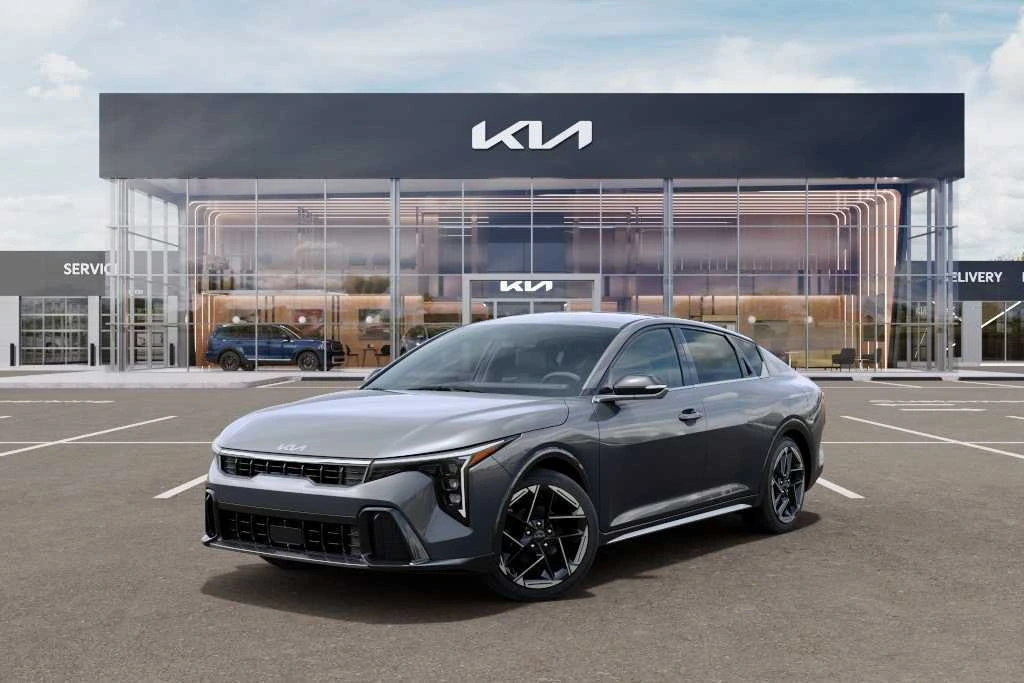 2026 Kia K4 GT-Line AT's photo