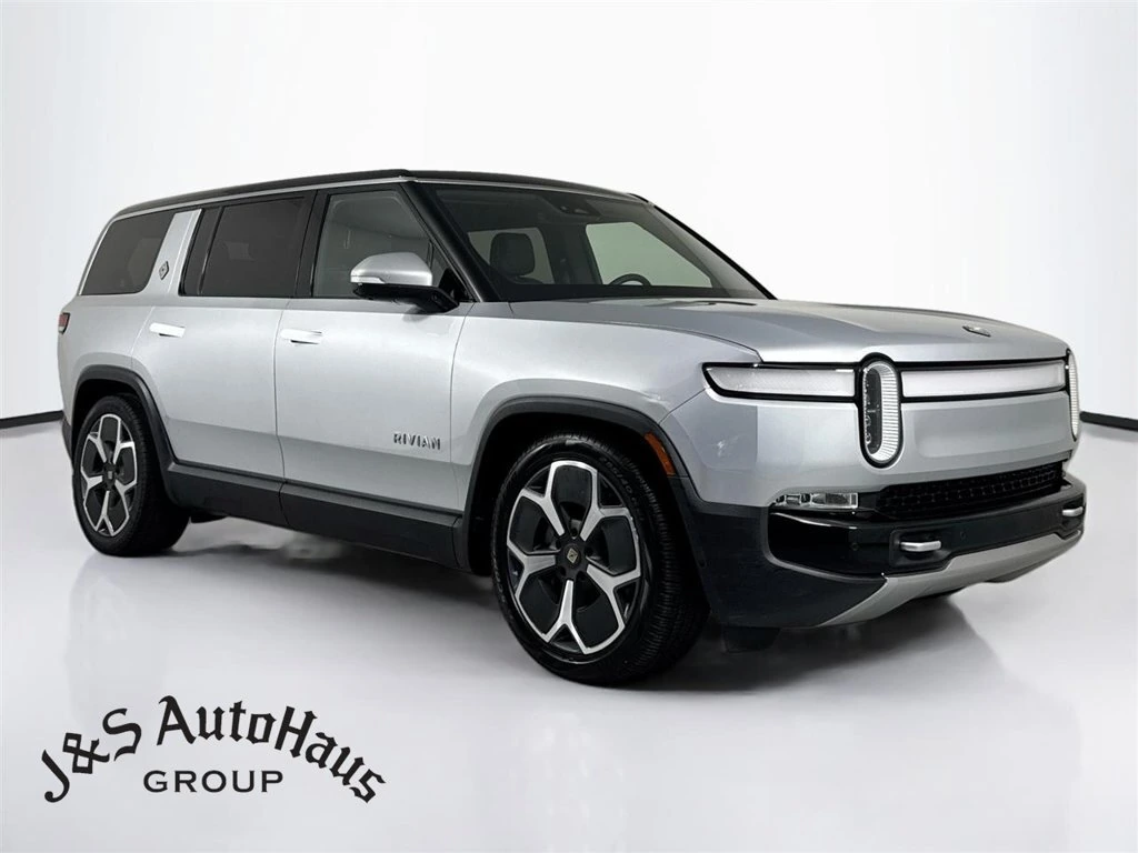 2024 Rivian R1S