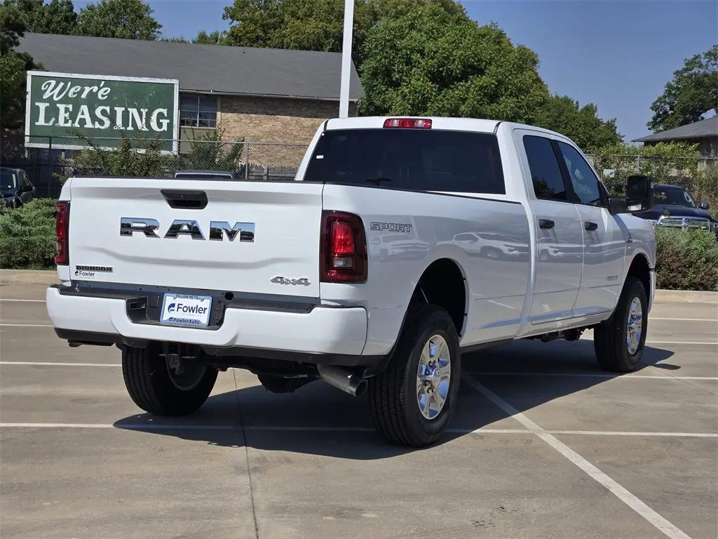 2026 Ram 2500 Big Horn photo 4