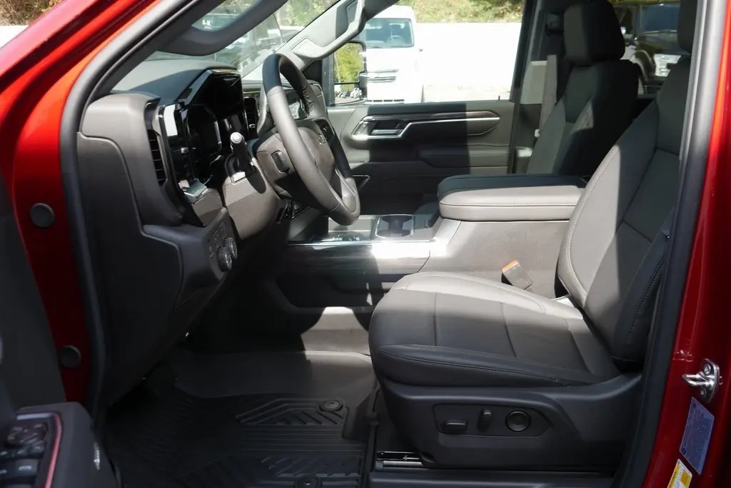 2026 Chevrolet Silverado LTZ photo 8