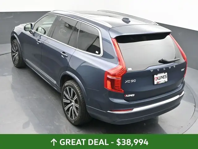 2023 Volvo XC90 Plus photo 26