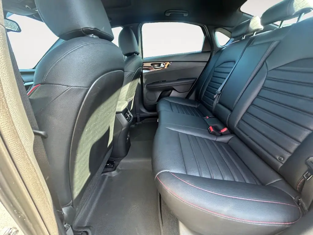 2023 Kia Forte GT photo 11