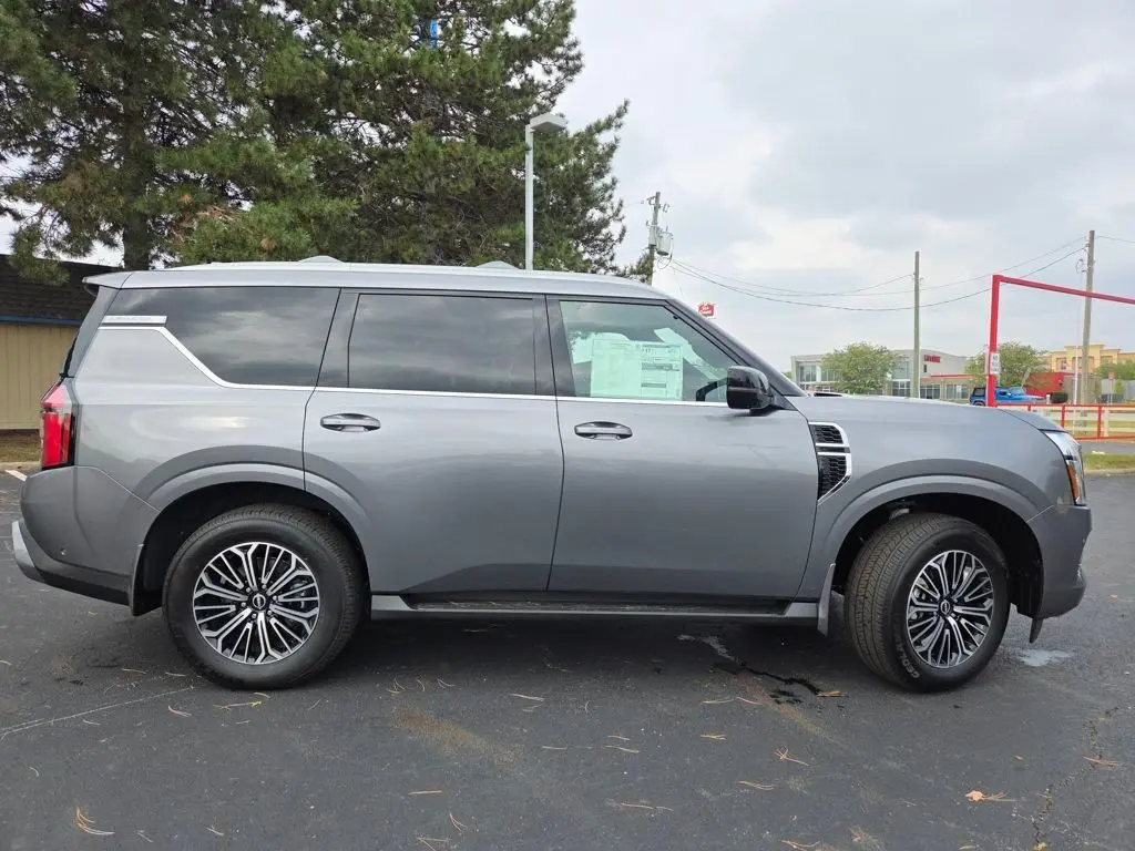 2026 Nissan Armada Platinum photo 27