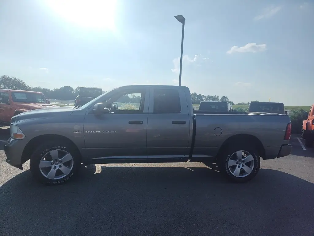 2012 Ram 1500 Express photo 4