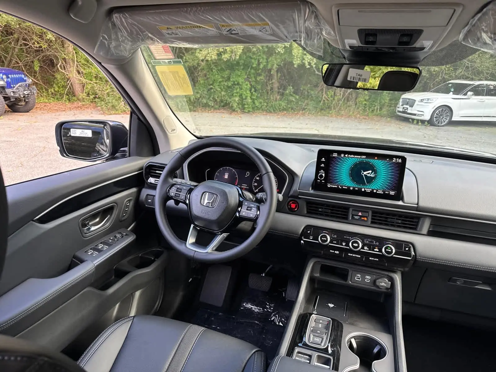 2025 Honda Pilot Touring photo 31