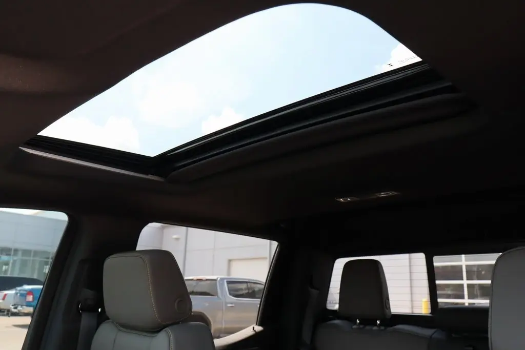 2026 Chevrolet Silverado 1500 ZR2 photo 15