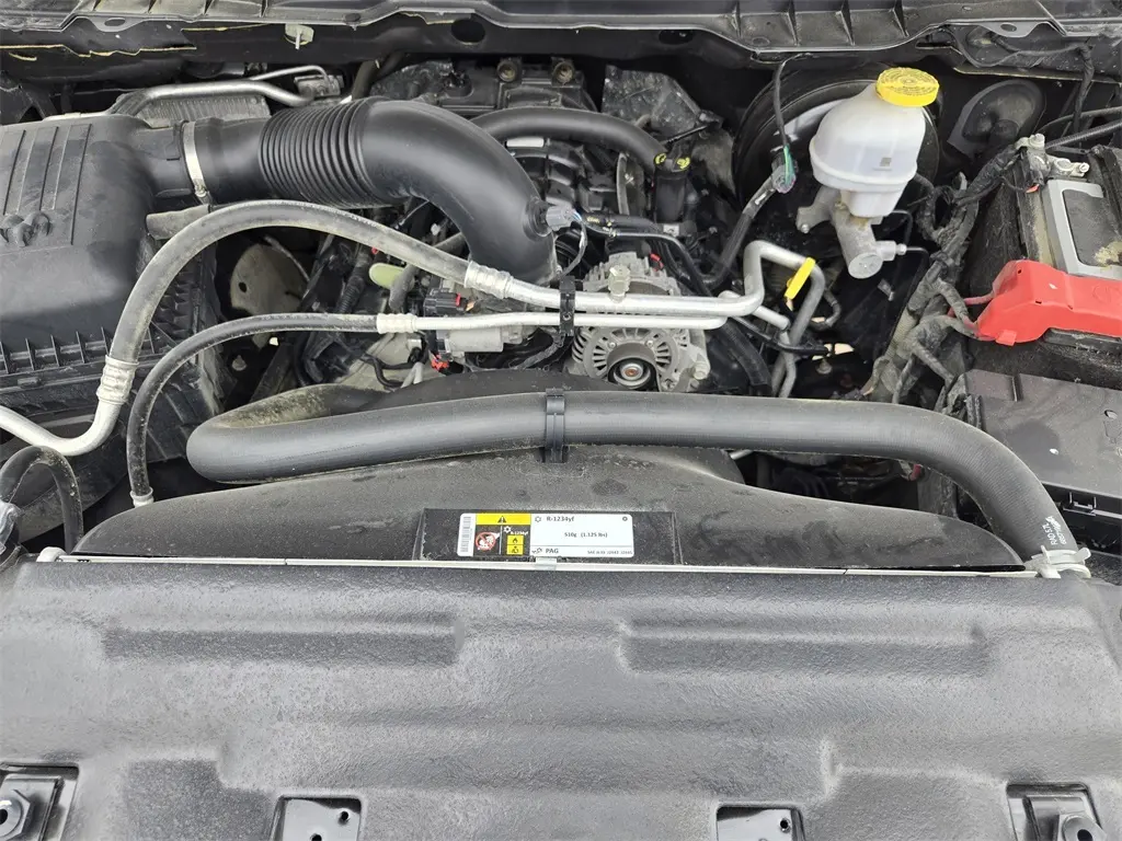 2023 Ram 1500 Classic SLT photo 29