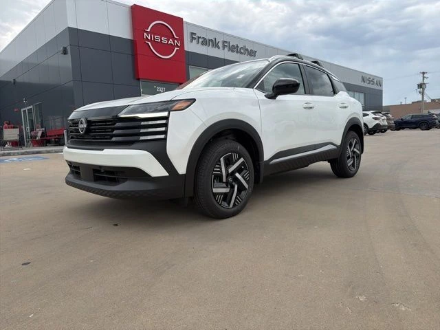 2026 Nissan Kicks 2.0 SV's photo